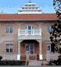 MUM campus building