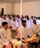 Yogic Pandits chanting